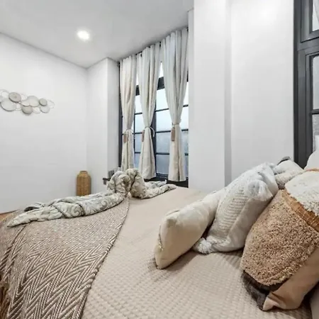 Two Bedroom Flat Opposite To Harrods Kb15 Londres Exterior foto